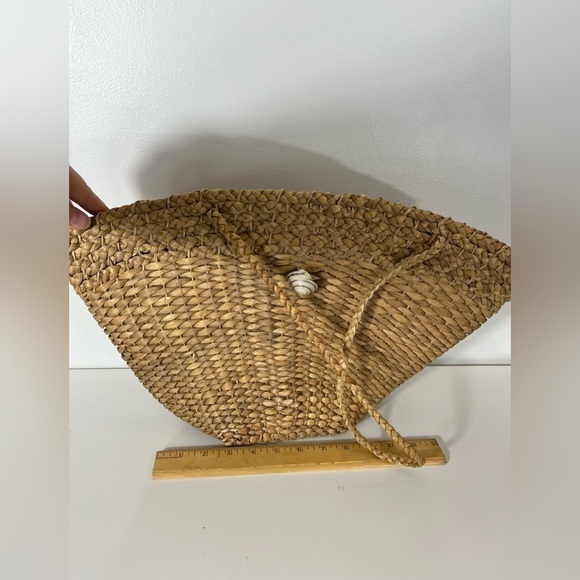 VINTAGE Straw Banana Leaf Purse Hand Bag with Seashell Closure Boho Beach Style - Picture 6 of 6